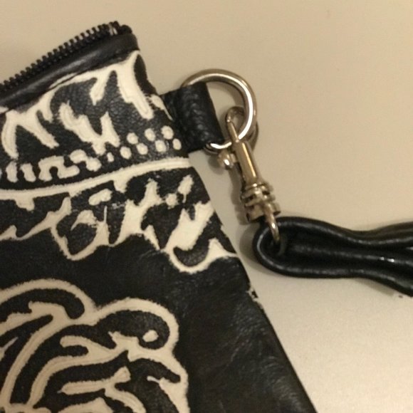 Black Leather Wristlet with Damask Floral Pattern - Picture 5 of 5